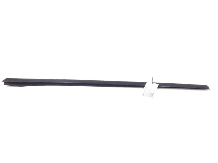 Mercedes-Benz R W251 (2005 - 2013) A2516905062 Накладка стоек лобового стекла — фото 3