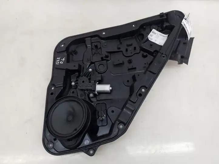 Mercedes-Benz A W176 (2012 - 2018) A1767304400 Стеклоподъемник передней двери (комплект) — фото 1