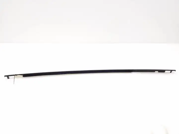 Toyota Verso (2009 - 2012) 757300F020 Молдинги задней двери — фото 1