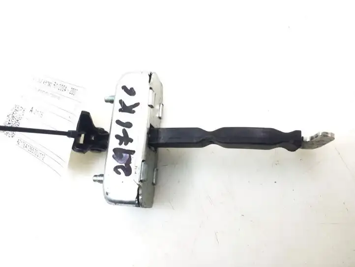 Toyota Corolla Verso AR10 (2004 - 2009) 686064010 Ограничитель задней двери — фото 1
