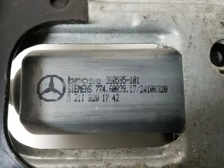 Mercedes-Benz C W203 (2000 - 2007) Электростеклоподъемник передний (комплект) — фото 3