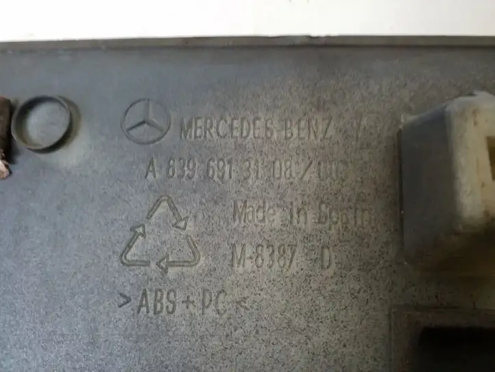 Mercedes-Benz Vito Viano W639 (2003 - 2010) A6396913108 Молдинги раздвижных дверей — фото 2