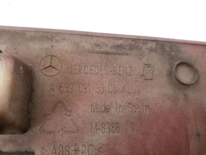 Mercedes-Benz Vito Viano W639 (2003 - 2010) A6396913008 Молдинги раздвижных дверей — фото 2