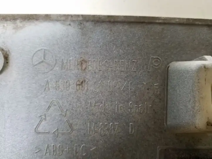 Mercedes-Benz Vito Viano W639 (2010 - 2015) A6396913108 Молдинги раздвижных дверей — фото 2