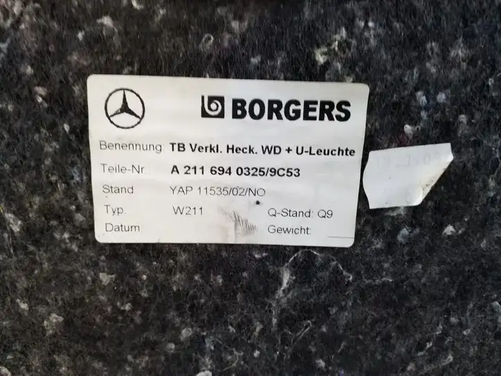 Mercedes-Benz E W211 (2002 - 2009) A2116940325 Обшивка багажника — фото 2