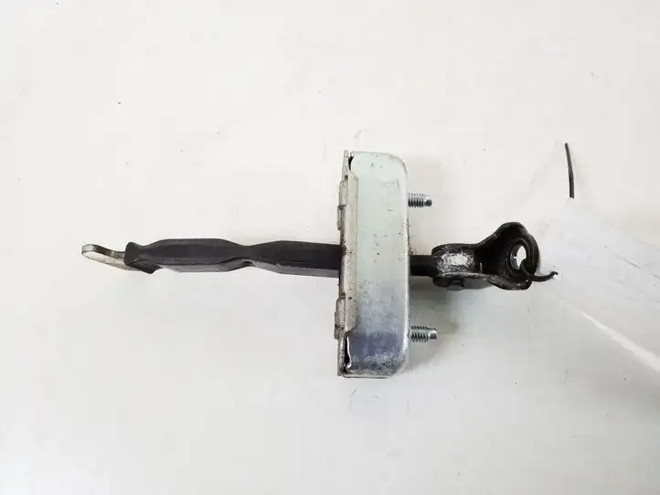 Toyota Corolla E120 E130 (2004 - 2007) 68640-12050 Ограничитель задней двери — фото 2