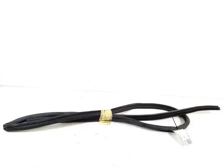Toyota Hilux (AN10, AN20, AN30) (2004 - 2008) 62332-0K070 Уплотнитель кузова — фото 1