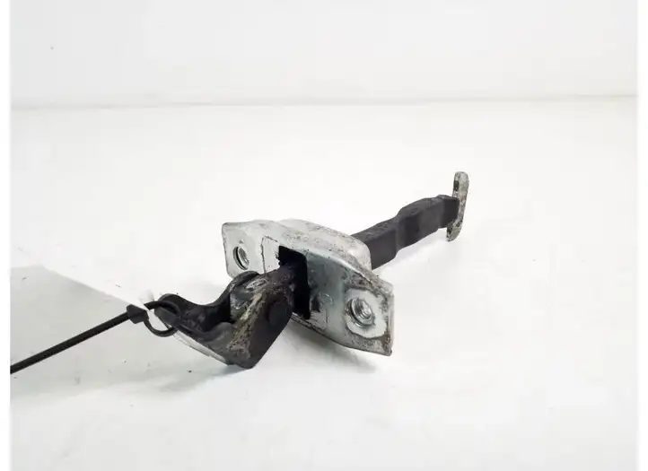 Toyota Hilux (AN10, AN20, AN30) (2004 - 2008) 68610-0K020 Ограничитель двери — фото 1
