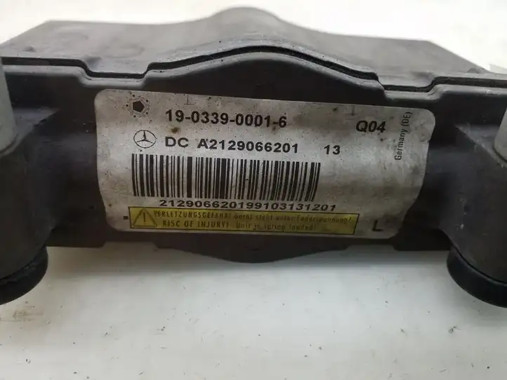 Mercedes-Benz E W212 (2009 - 2016) A2129066201 Привод подушки безопасности пешехода — фото 2