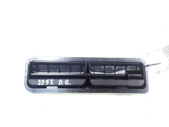 Mercedes-Benz CLS C218,X218 (2011 - 2017) A2128300242 Решетка в крыле — фото 1