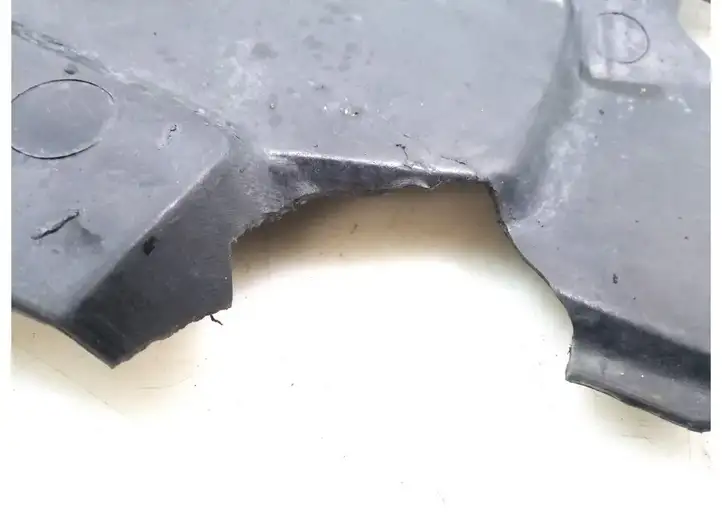 Toyota Corolla Verso AR10 (2004 - 2009) 514090F012 Защита двигателя — фото 3