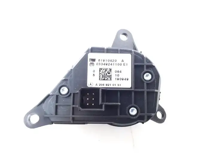 Mercedes-Benz E W212 (2009 - 2016) A2048210151 Кнопки на рулевом колесе — фото 2