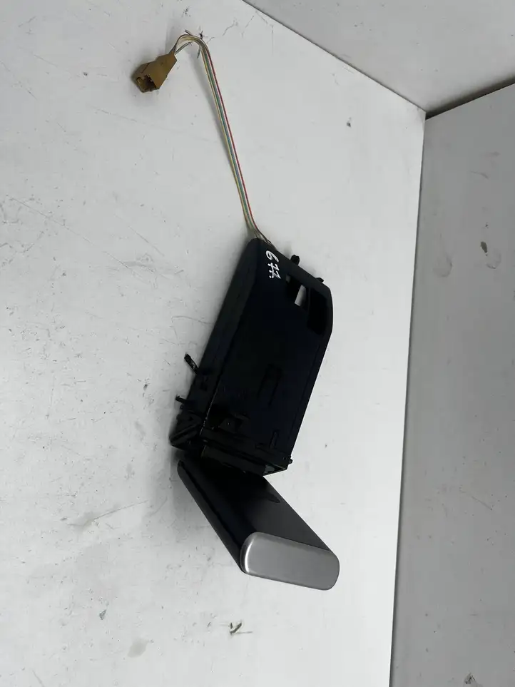 Volkswagen PASSAT B6 (2005 - 2010)  3C1858711 Другие блоки управления / модули