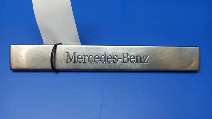 Mercedes-Benz ML W163 (1997 - 2005) A1636861620 Внутренняя отделка заднего порога — фото 1