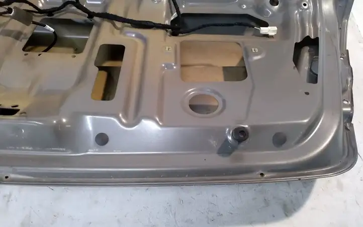 Chevrolet Epica (2006 - 2009)   Задняя крышка (багажника)