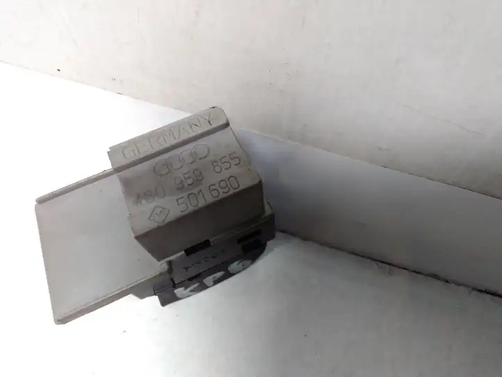 Audi A6 S6 C5 4B (1997 - 2001) 4B0959855 Кнопка стеклоподъемников — фото 4