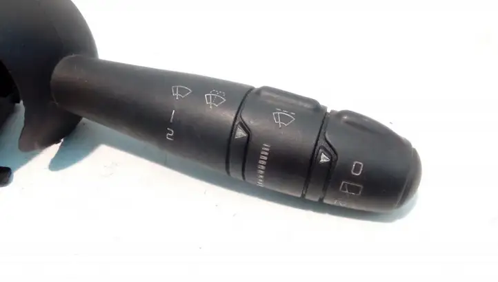 Renault Laguna II (2001 - 2005) 8200012245 Переключатель стеклоочистителей — фото 2