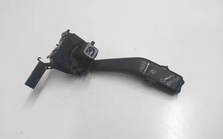 Volkswagen Tiguan (2007 - 2011) 1K0953519J Переключатель стеклоочистителей — фото 1