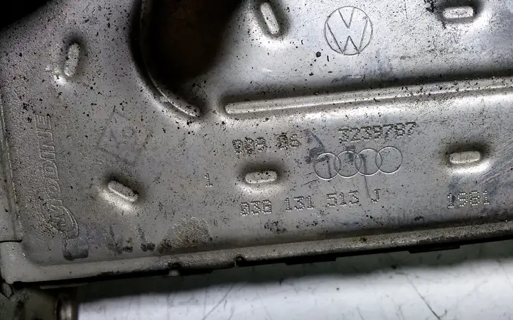 Audi A8 S8 D3 4E (2005 - 2007) 03G131513J Охладитель клапана EGR — фото 6