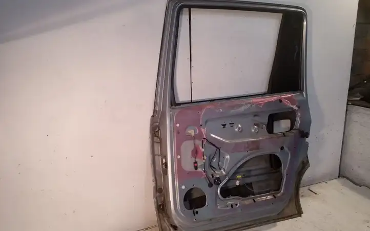 Opel Zafira A (1999 - 2003) Задняя дверь — фото 8