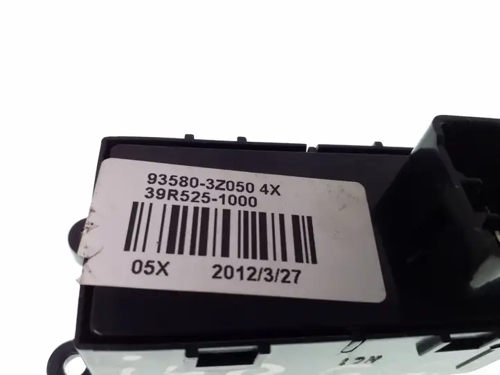 Hyundai i40 (2015 - ) 935803Z050 Блок кнопок стеклоподъемников — фото 4