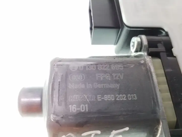 Volkswagen Golf VII (2013 - 2019) 0130822695 Стеклоподъемник задней двери — фото 3