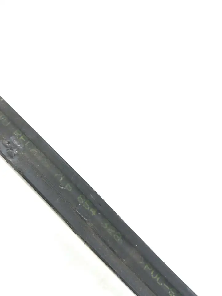 Volkswagen Touareg I (2002 - 2010) 7L6854328 Накладка стоек лобового стекла — фото 3