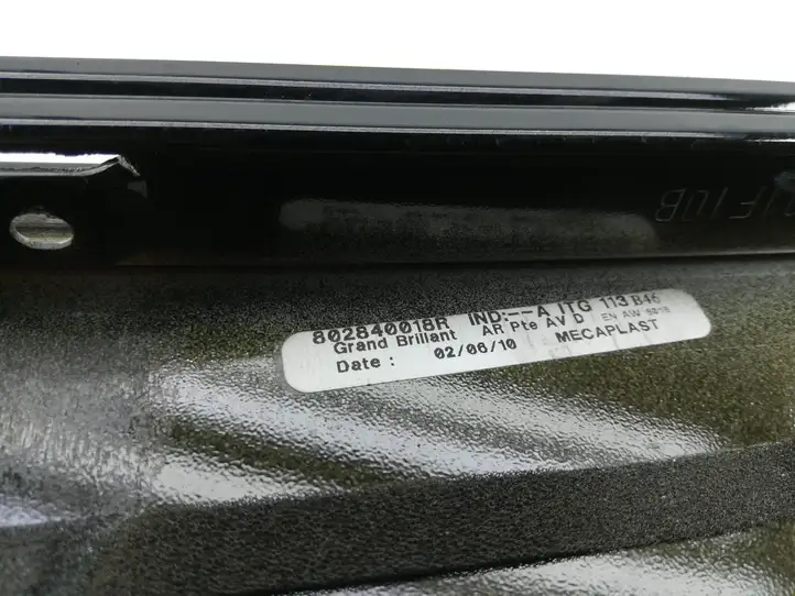 Renault Scenic III - Grand scenic III (2009 - 2016) 802840018R Накладка стекла передней двери — фото 5