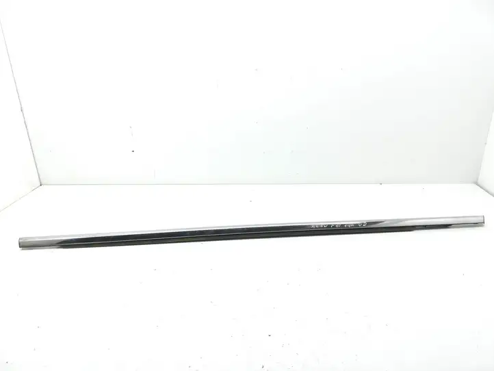 Hyundai i40 (2011 - ) Накладка стекла задней двери — фото 1