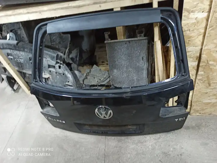 Volkswagen Touareg I (2002 - 2010) Крышка багажника — фото 2
