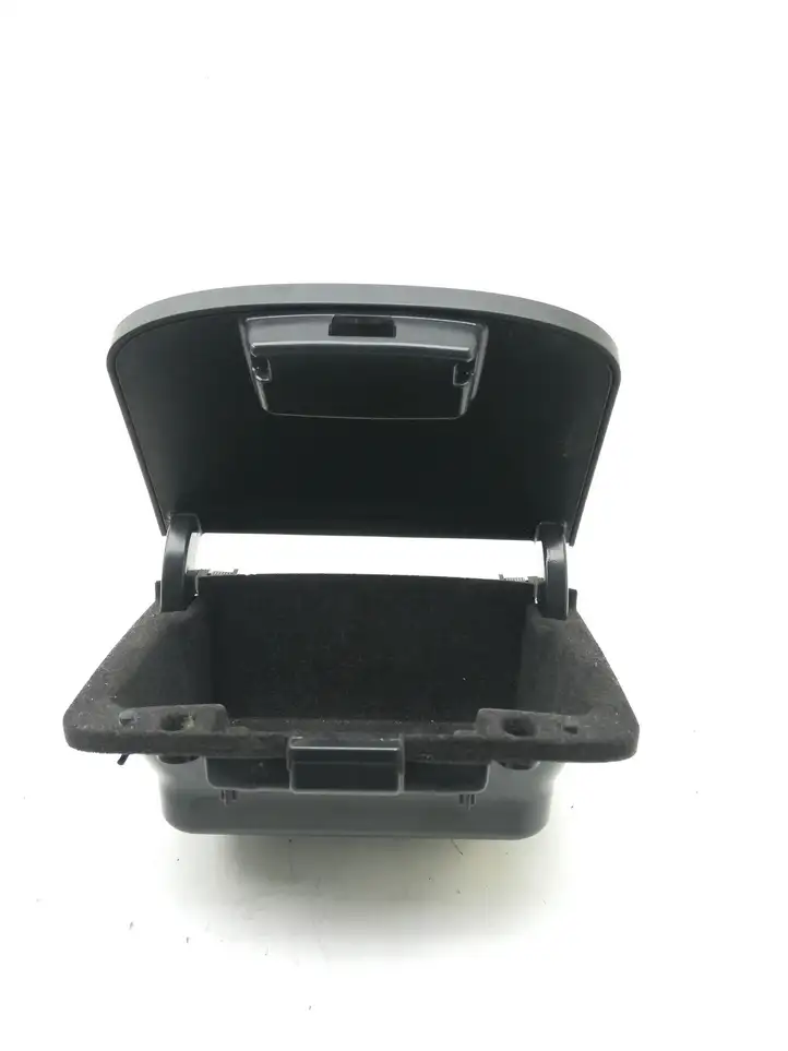 Chevrolet Captiva (2006 - 2011) Вещевой ящик — фото 3