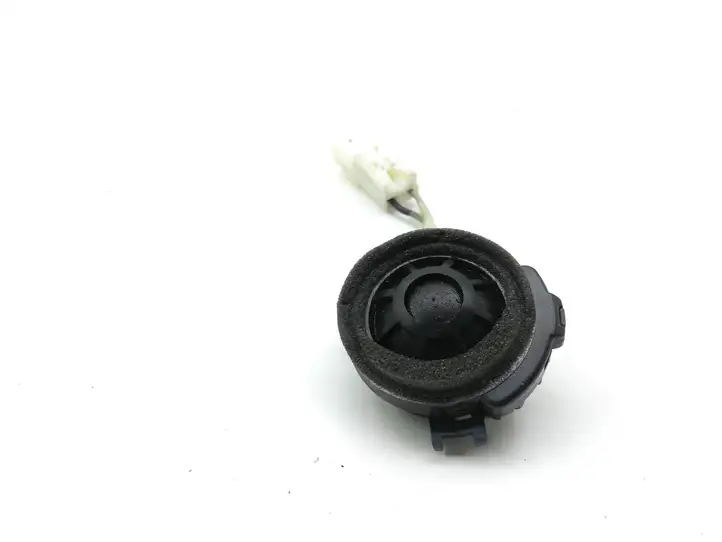 Lexus IS 220D-250-350 (2005 - 2010) 8616053280 Твитер задних дверей — фото 2