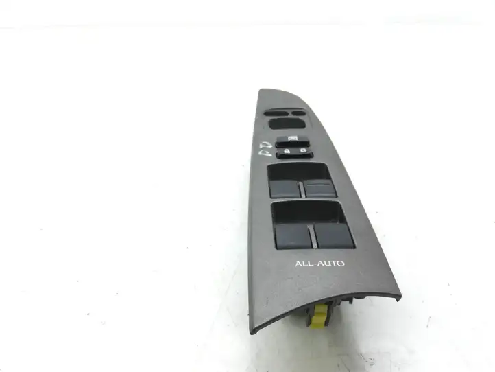 Lexus IS 220D-250-350 (2005 - 2010) 8404053100 Блок кнопок стеклоподъемников — фото 2