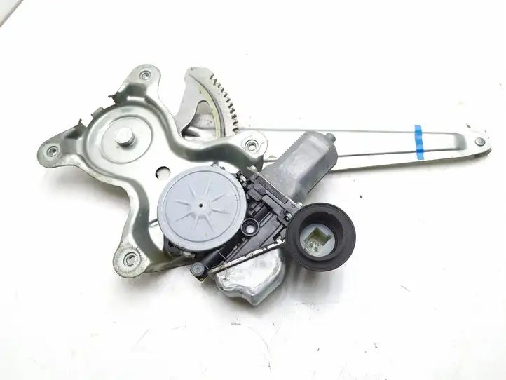 Lexus IS 220D-250-350 (2005 - 2010) 6983053040 Стеклоподъемник передней двери (комплект) — фото 1