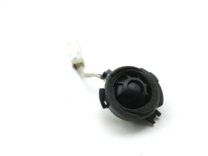 Lexus IS 220D-250-350 (2005 - 2010) 8616053280 Твитер задних дверей — фото 2