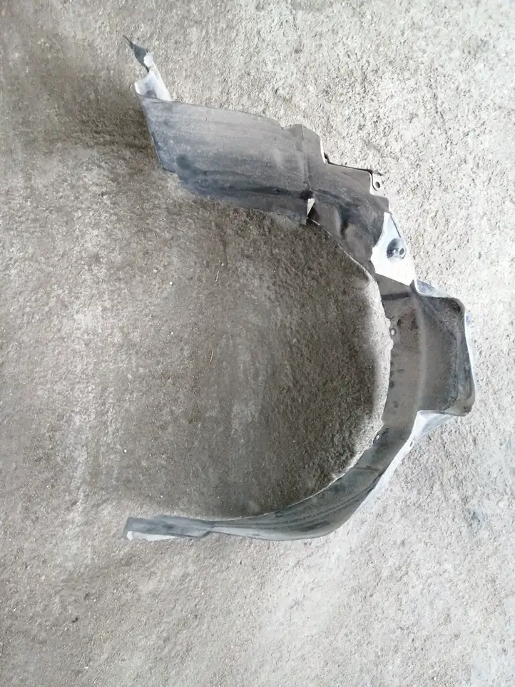 Toyota Avensis Verso (2004 - 2009) 5387544060 Подкрылок колесной арки — фото 1