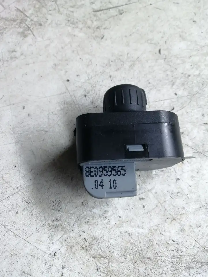 Audi A3/S3 8P (2008 - 2013) 8E0959565 Включатель зеркал — фото 2