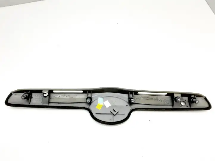 Toyota Camry (2006 - 2011) 7680106120 Подсветка номера — фото 2