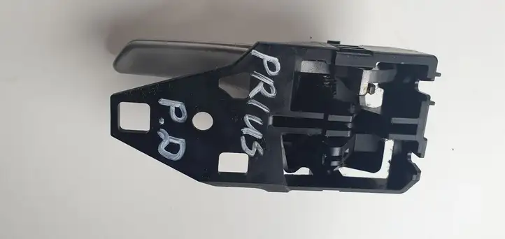 Toyota Prius (XW30) (2009 - 2015) Внутренняя ручка двери — фото 5
