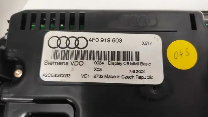 Audi A6 S6 C6 4F (2004 - 2008) 4F1857115 Отделка панели приборов — фото 7