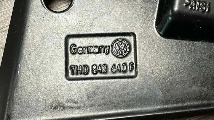 Volkswagen Transporter - Caravelle T5 (2003 - 2009) 7H0843640F Ограничитель двери — фото 6