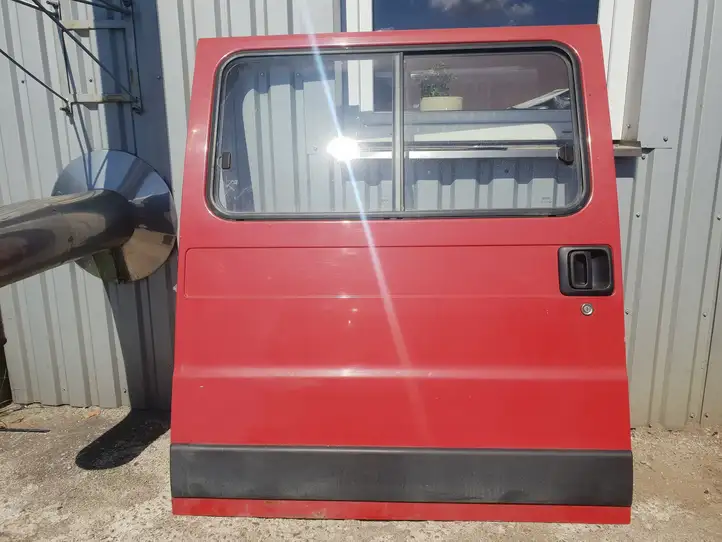 Fiat Ducato (2002 - 2006) Боковая раздвижная дверь — фото 1