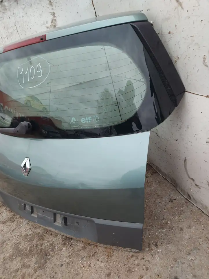 Renault Scenic II - Grand scenic II (2003 - 2006) Крышка багажника — фото 4