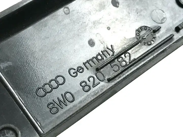 Audi A4 S4 B9 (2015 - 2019) 8W0820582 Накладка крыла — фото 3