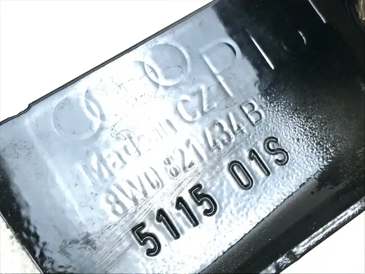 Audi A4 S4 B9 (2015 - 2019) 8W0821434B Крепление крыла — фото 3