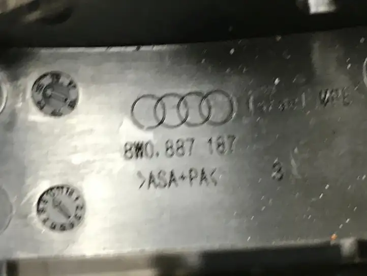 Audi A4 S4 B9 (2015 - 2019) 8W0887187 Заглушка ISOFIX — фото 3