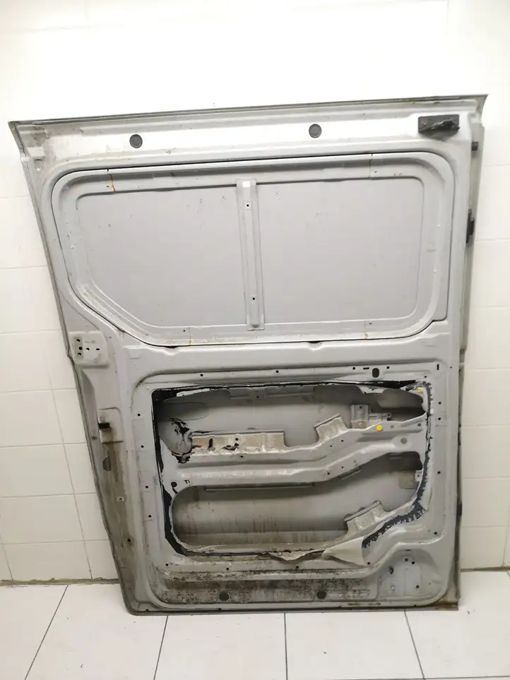 Hyundai H-1, Starex, Satellite (2007 - 2013) Боковая раздвижная дверь — фото 13