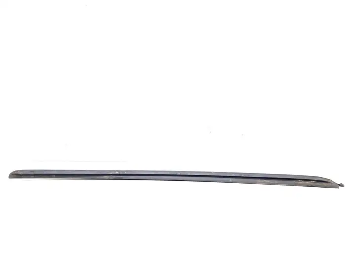 Audi A4 S4 B8 8K (2007 - 2011) 8K0854328 Накладка стоек лобового стекла — фото 2