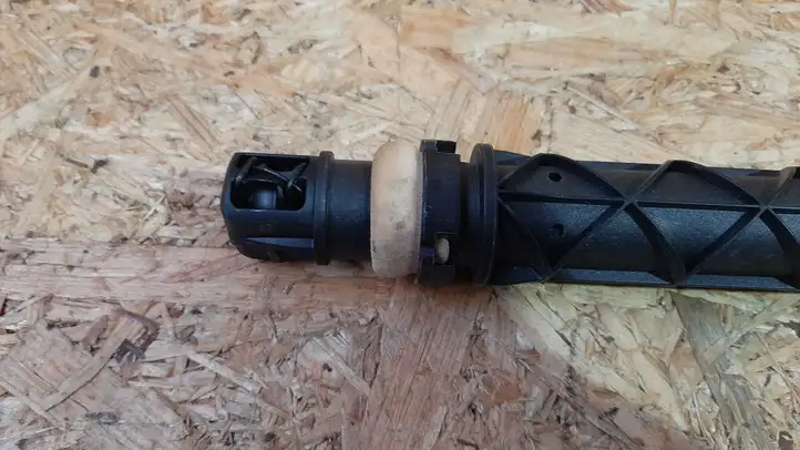 Volvo S90 (2016 - 2020)  31690207 Амортизатор задней крышки