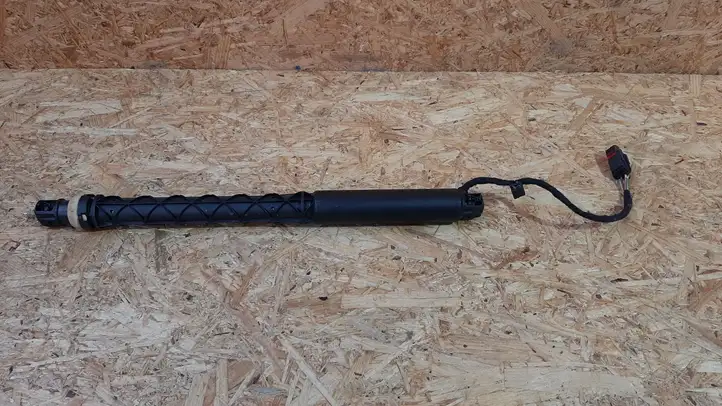 Volvo S90 (2016 - 2020)  31690207 Амортизатор задней крышки